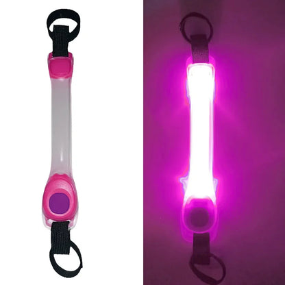 Leuchtendes Anti-Verlust-Sicherheitshalsband für Hunde, wasserdicht, mit mehrfarbigen Anhängern und blinkendem LED-Band für draußen, Sichtbarkeit bei Nacht